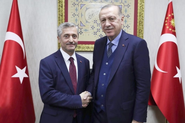 “Sadece Gaziantep Şahinbey belediyemiz 50.000 tablet dağıttı”