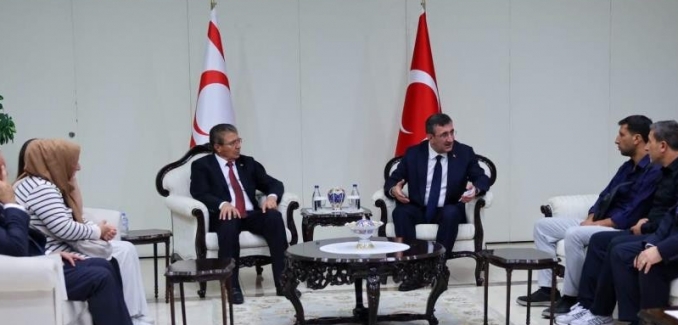 Yılmaz, Filo Jet Faciası Mağdurlarıyla Buluştu