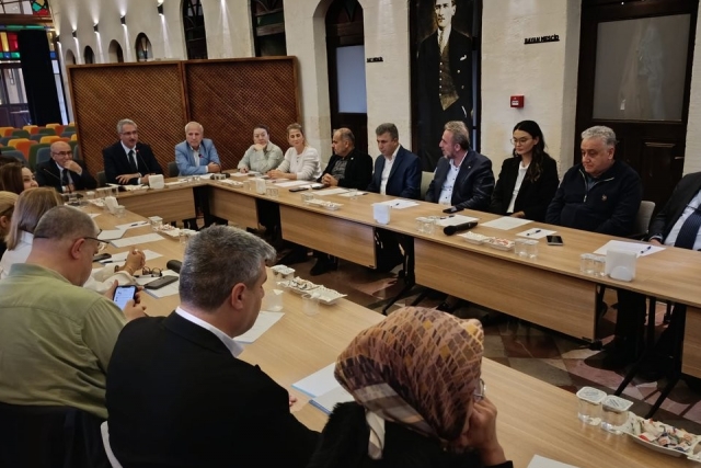 Prof. Dr. Kemal Çiçek: “Tarihsel Verilerle Ermeni Meselesi” Prof. Dr. Kemal Çiçek: “Tarihsel Verilerle Ermeni Meselesi”