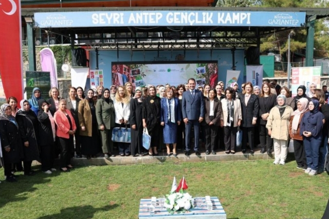 Gaziantep’te kadınlara yeşil destek Gaziantep’te kadınlara yeşil destek